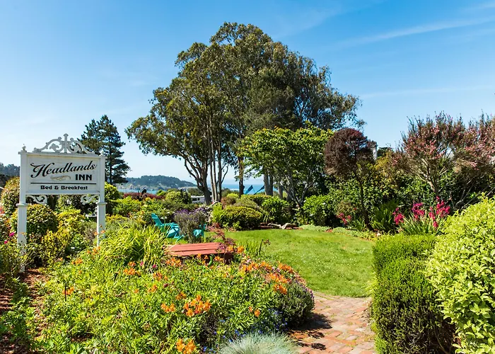 Headlands Inn Bed And Breakfast