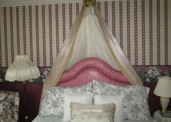 Woodstock Inn Bed & Breakfast