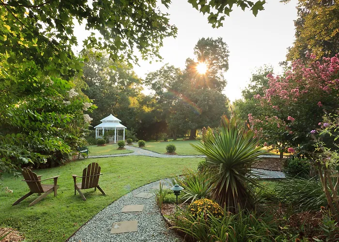 Arrowhead Inn