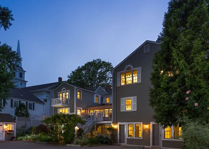 Old Harbor Inn