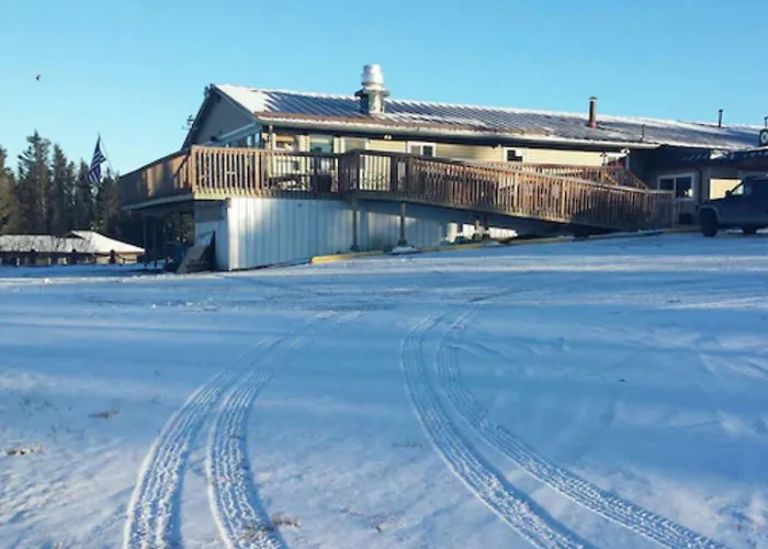 Beluga Lake Lodge
