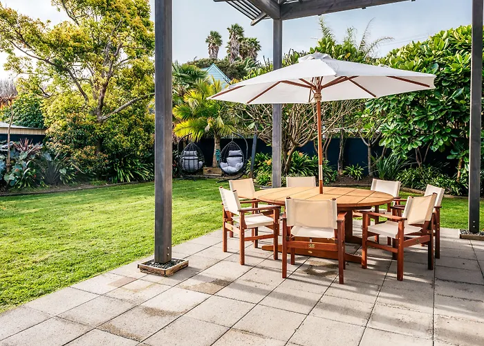 Waiheke Waterfront Lodge