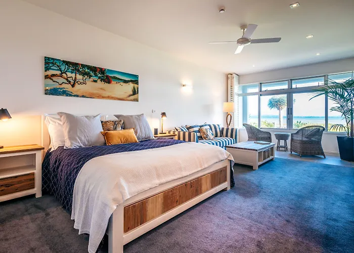 Waiheke Waterfront Lodge