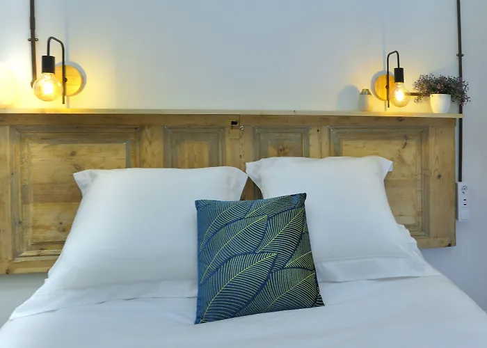 Hostal Girona