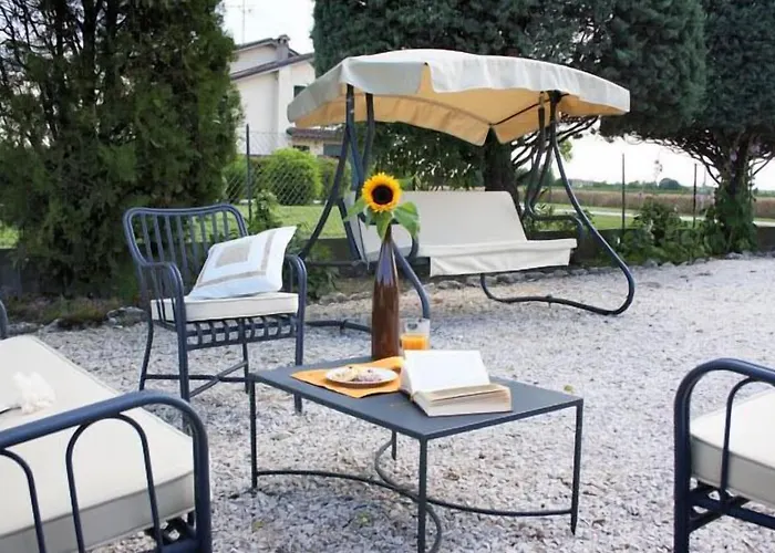 Alla Corte Del Picchio Room&Breakfast