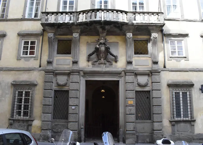 Palazzo Tucci Residenza D'Epoca