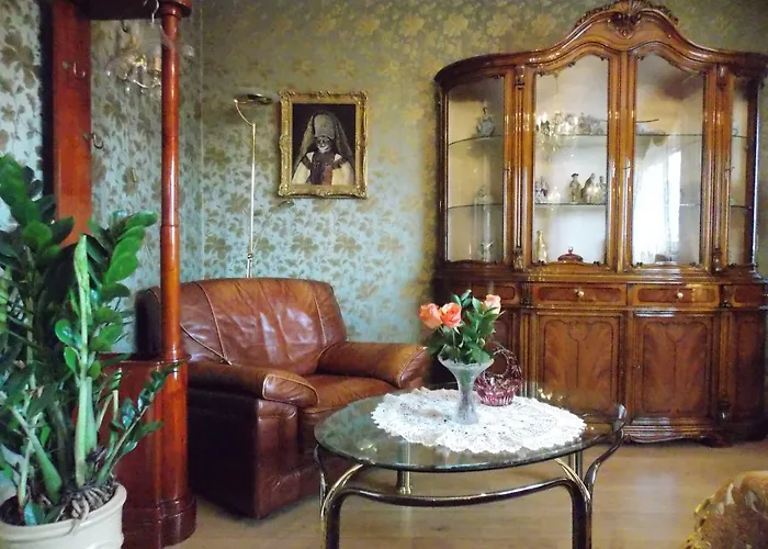 Weena House