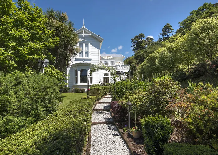 Sennen House Boutique Accommodation