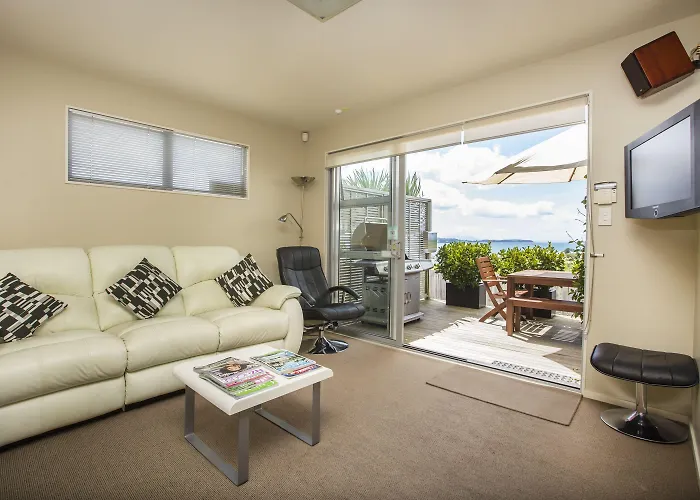 Tahi Lodge - Matakana Coast