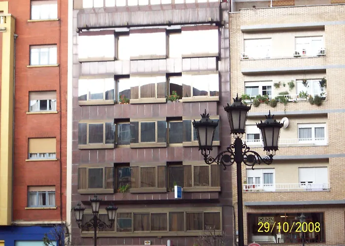 Hostal Álvarez Oviedo