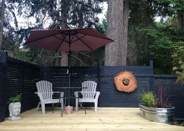 Salt Spring Carriage House B&B