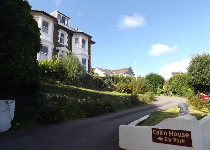 Cairn House - Bed & Breakfast