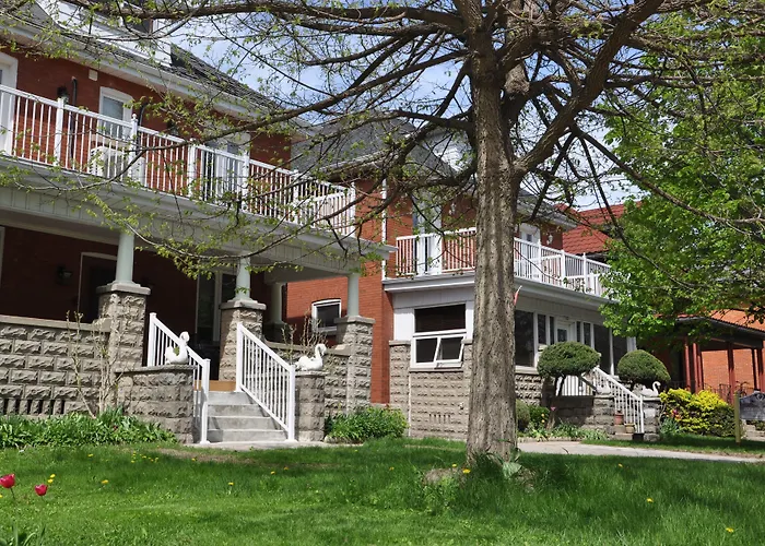 Ambassador B&B Guest Home