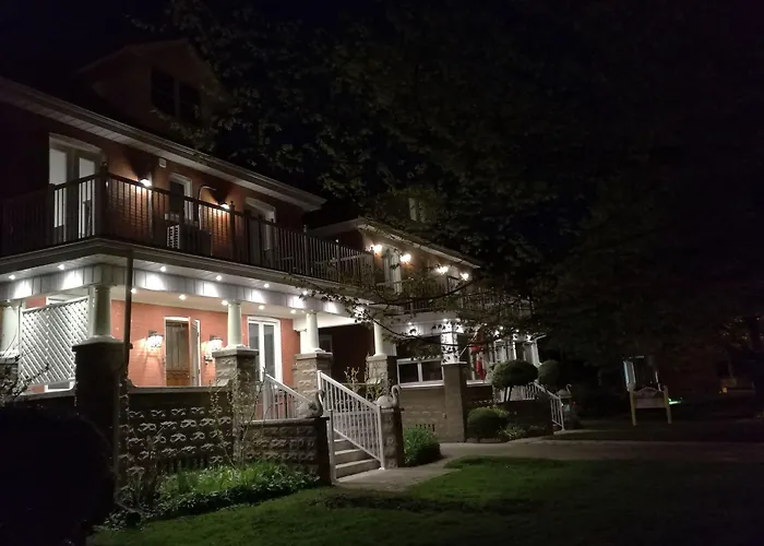 Ambassador B&B Guest Home