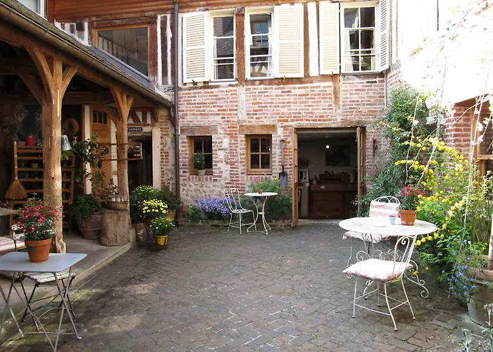A L'Ecole Buissonniere