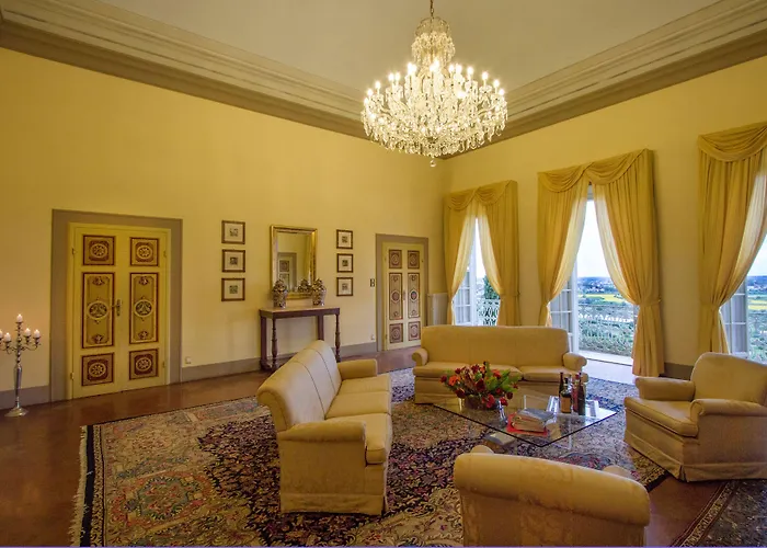 Villa Alta - Residenza d'epoca con piscina