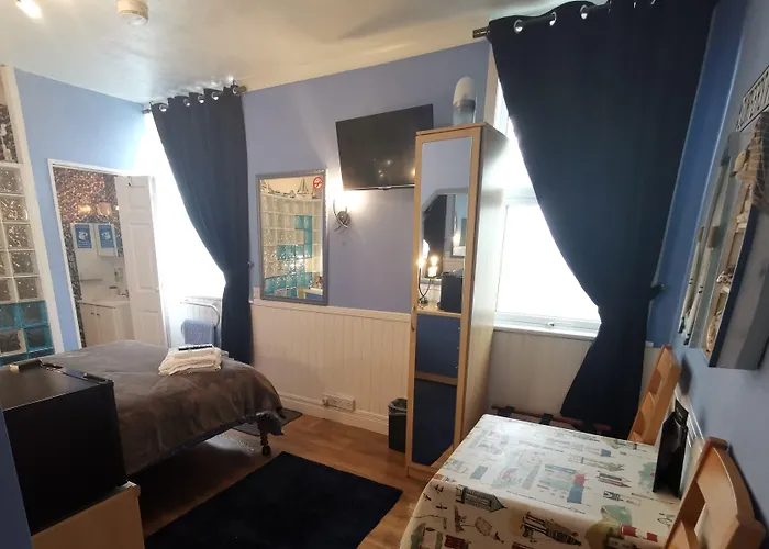 Aquarius B&B