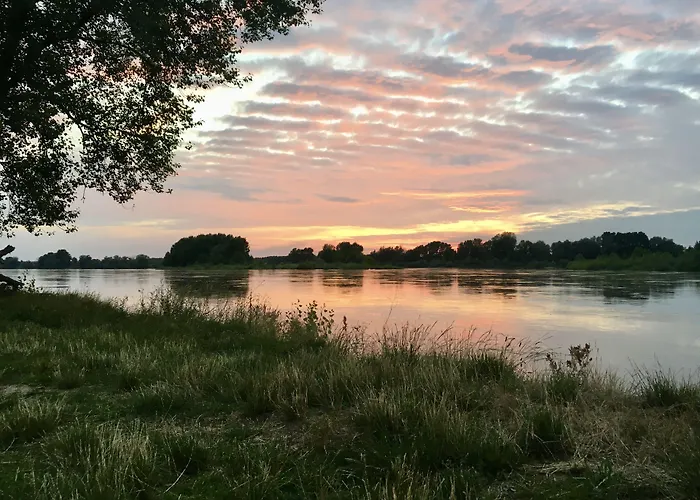 Chateau des Grotteaux Près Chambord