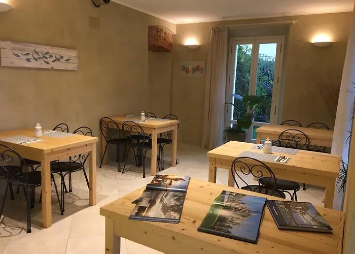 White Lilac Romantic B&B - Adults Only