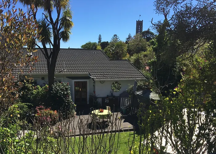 Ah House City B&B Nelson