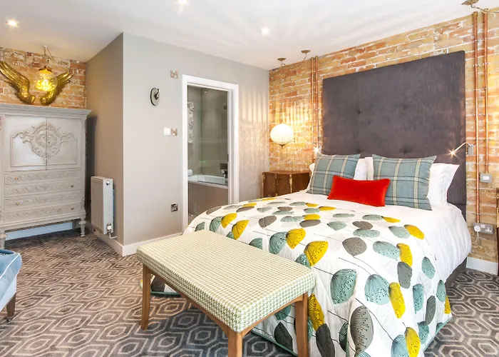 Rooms At Number One