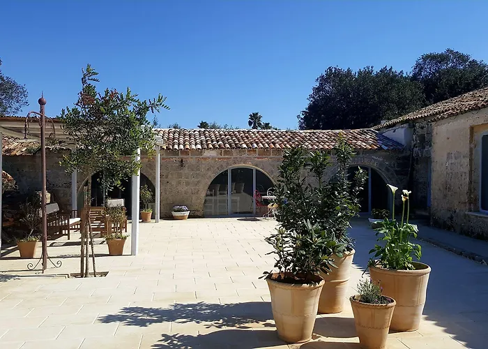 Masseria Violante Boutique Hotel