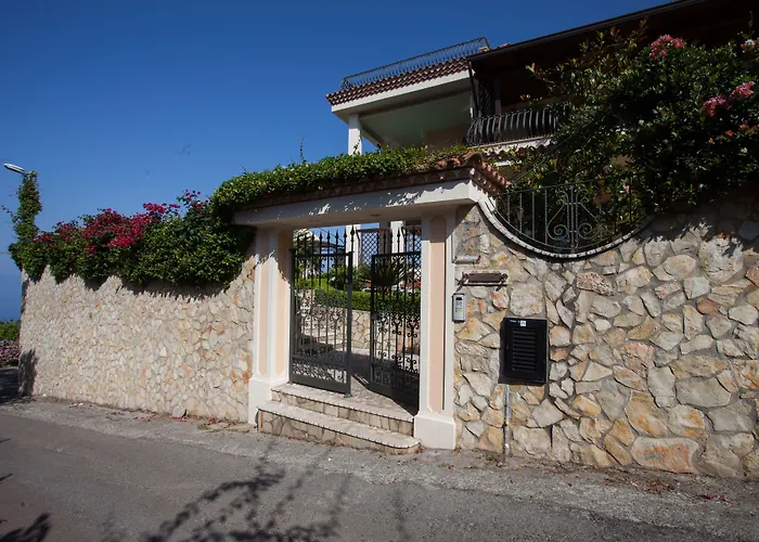 La Suite Del Faro