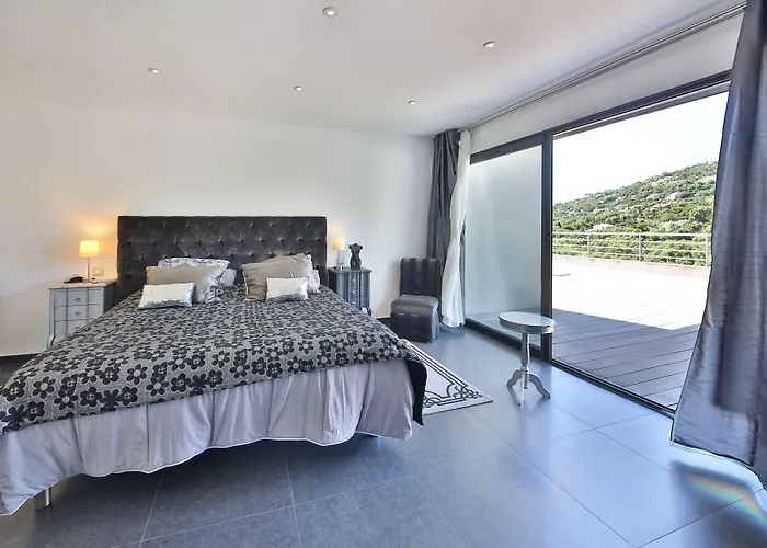 Villa Louancelie B&B