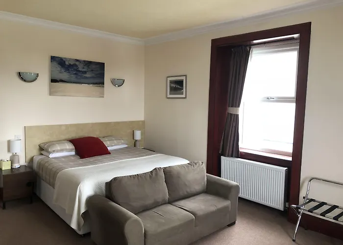 The Bowmore House Bed And Breakfast