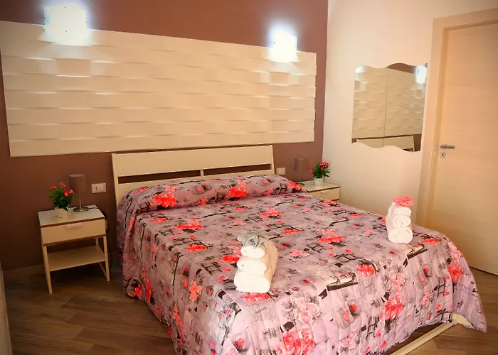 B&B Il Melograno Antico Con Terrazza E Giardino
