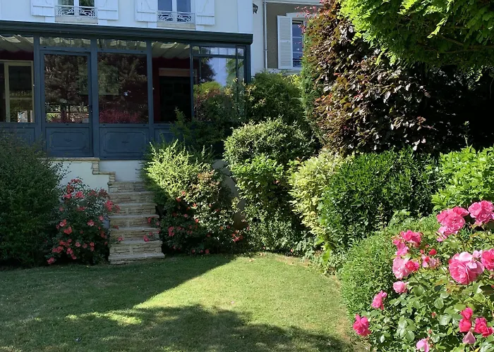Maison D'Hotes Joussaume Latour