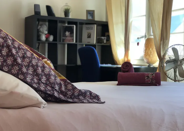La Villa d'Hélène 2 - Chambres d'hôtes BnB et Appartements - Cluses