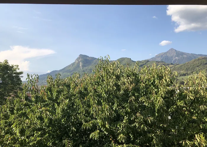 La Villa d'Hélène 2 - Chambres d'hôtes BnB et Appartements - Cluses
