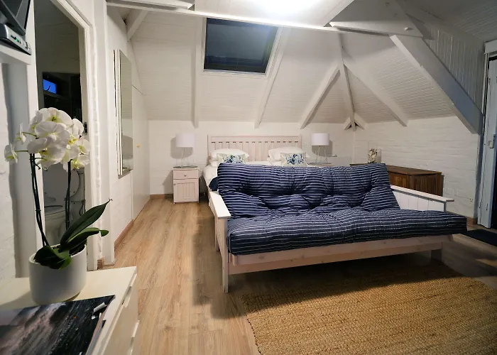 Rocklands Seaside Bed And Breakfast