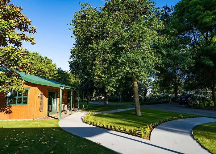 The Jolly Poacher Retreat