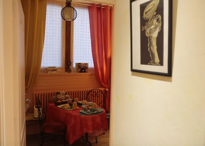Les Ateliers D'Art Modiste Et Formier
