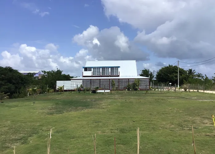The Bnb On Triggerfish Close To The Airport