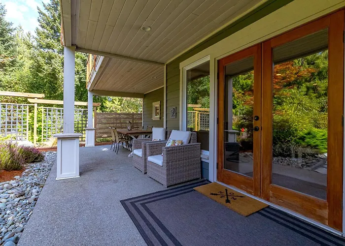 Shawnigan Suite B & B