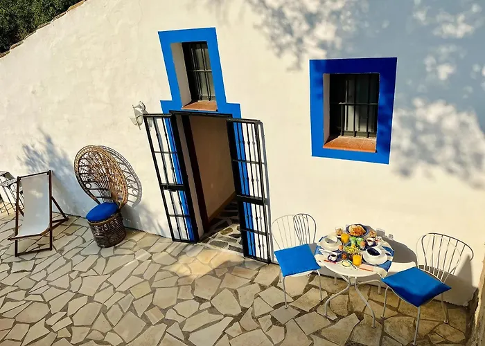 Casa Blanca y Azul