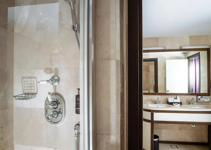 Epoque Hotel - Relais & Chateaux