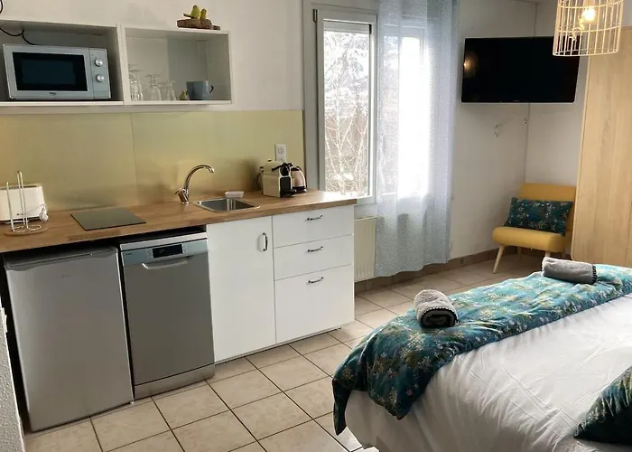 La Combe Fleurie Appartements&Chambres