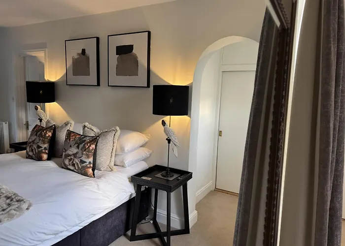 Scarborough Hill Country Inn