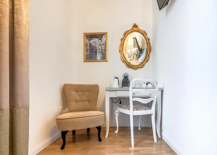 Le Monde - Vintage Accommodation