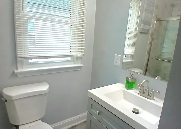 Tidy Private Room In Washington Dc