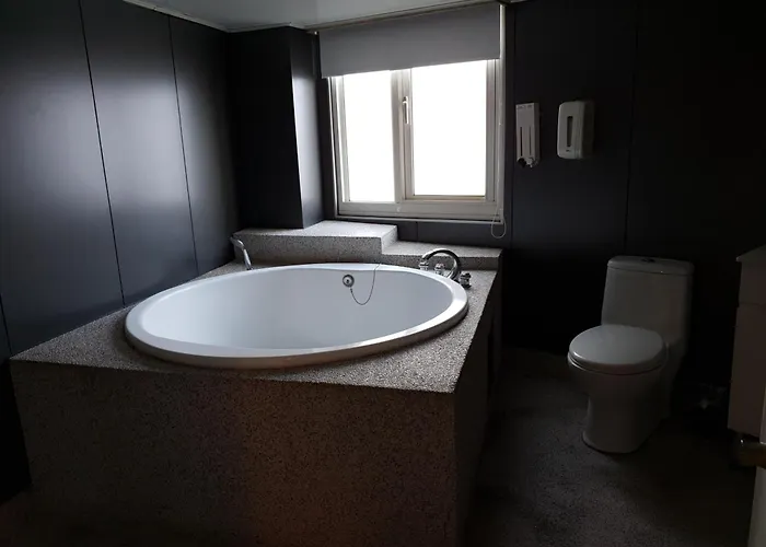 Walker Hotel - Sanchong Taipei