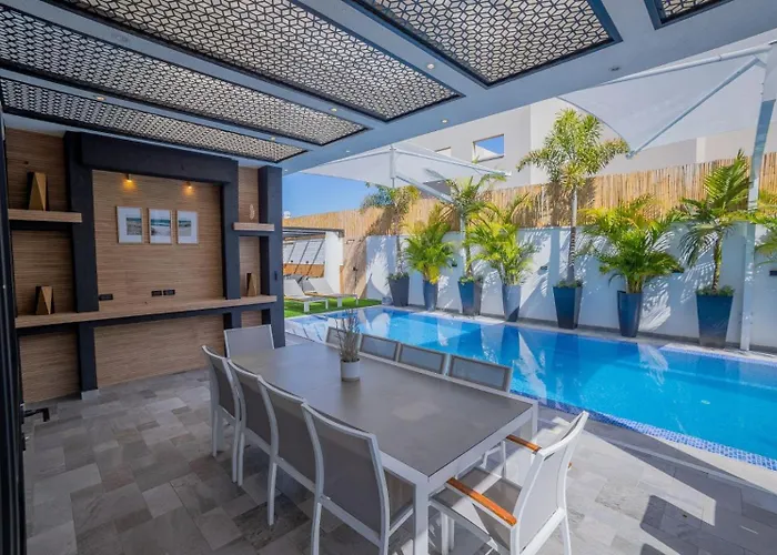 Villavender Boutique Suites