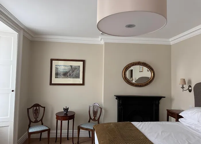 Cashel Regency Townhouse