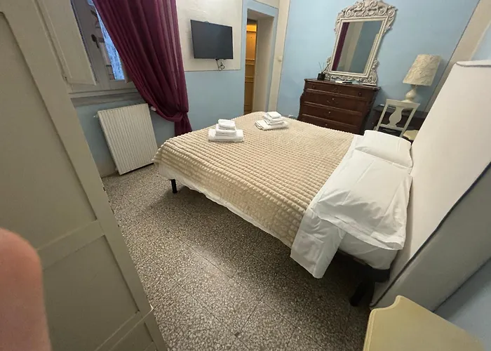 B&B Pantaneto - Palazzo Bulgarini Siena