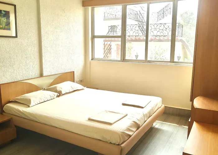 Ballygunge Guest House