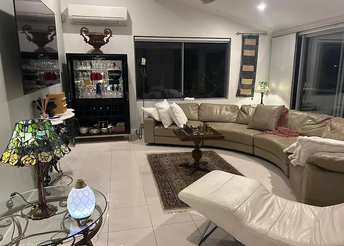 Whitfords Garden Retreat